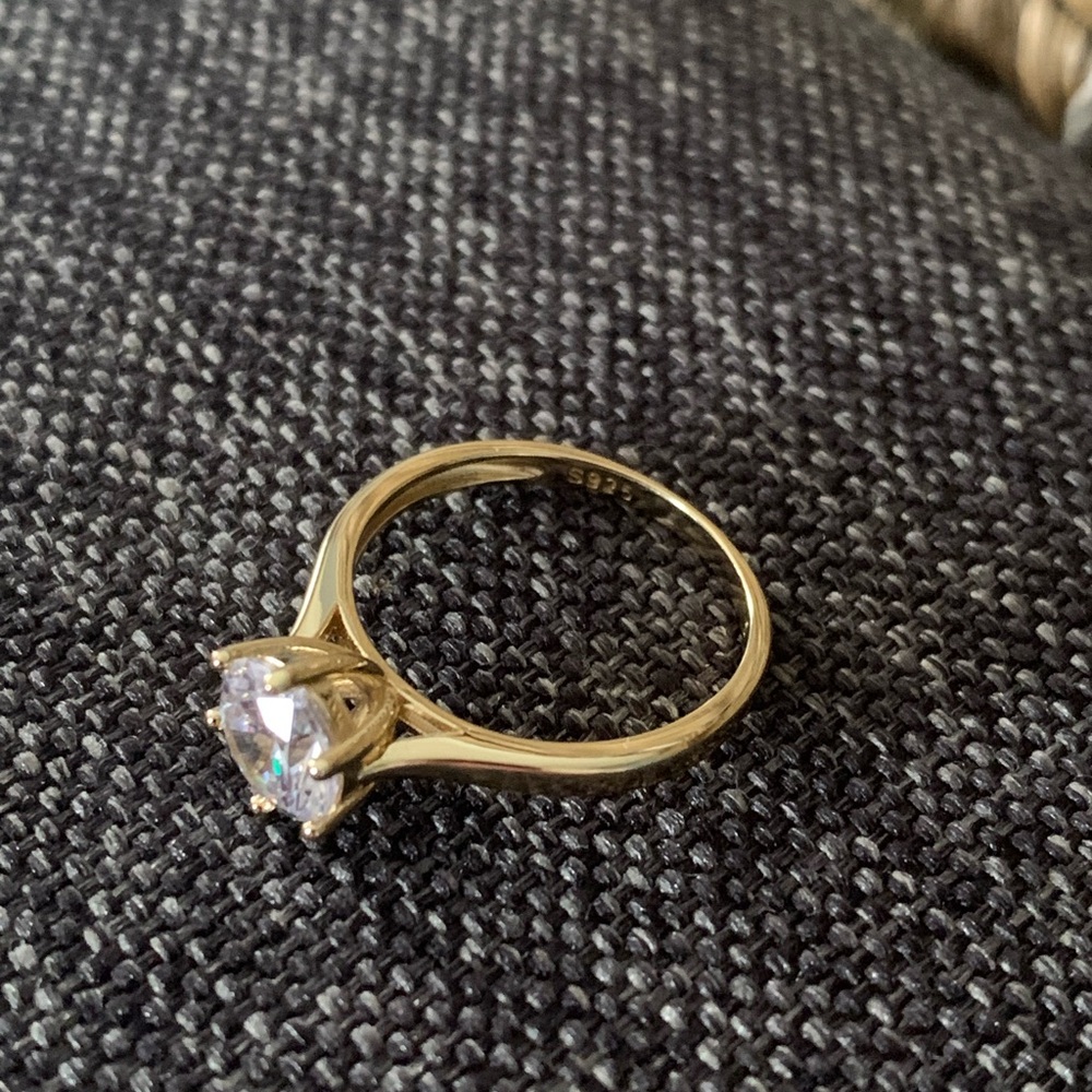 Classic Gold Solitaire Ring - Picture 3 of 4
